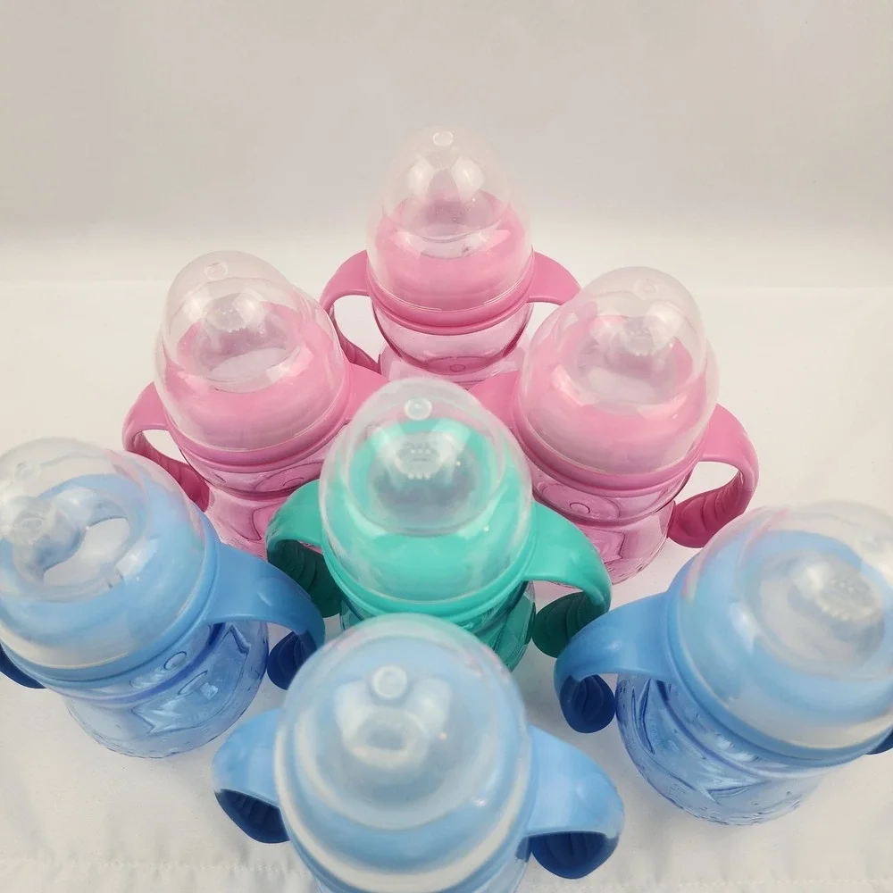 Nuby 7 Piece Grip N' Sip Clik It Sippy Cup with Lids Soft Flex Spout No Spill - Picture 2 of 5